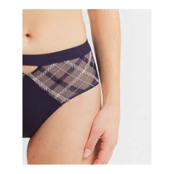 Louisa Bracq Short*Albanach - Boxer