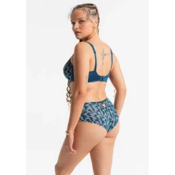 Louisa Bracq Shorty*ELECTRIC WAVES -  Shorty
