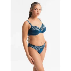 Louisa Bracq Slip*ELECTRIC WAVES -  Slip
