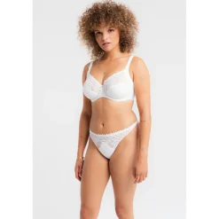 Louisa Bracq String*ESPERANZA - String