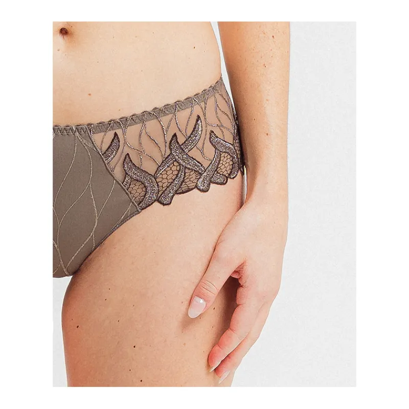 Louisa Bracq Shorty*Julia - Shorty