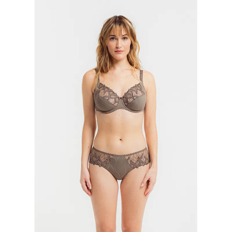 Louisa Bracq Shorty*Julia - Shorty
