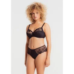 Louisa Bracq Shorty*Élise - Shorty