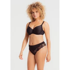 Louisa Bracq Shorty Brésilien*ÉLISE - Shorty Brésilien