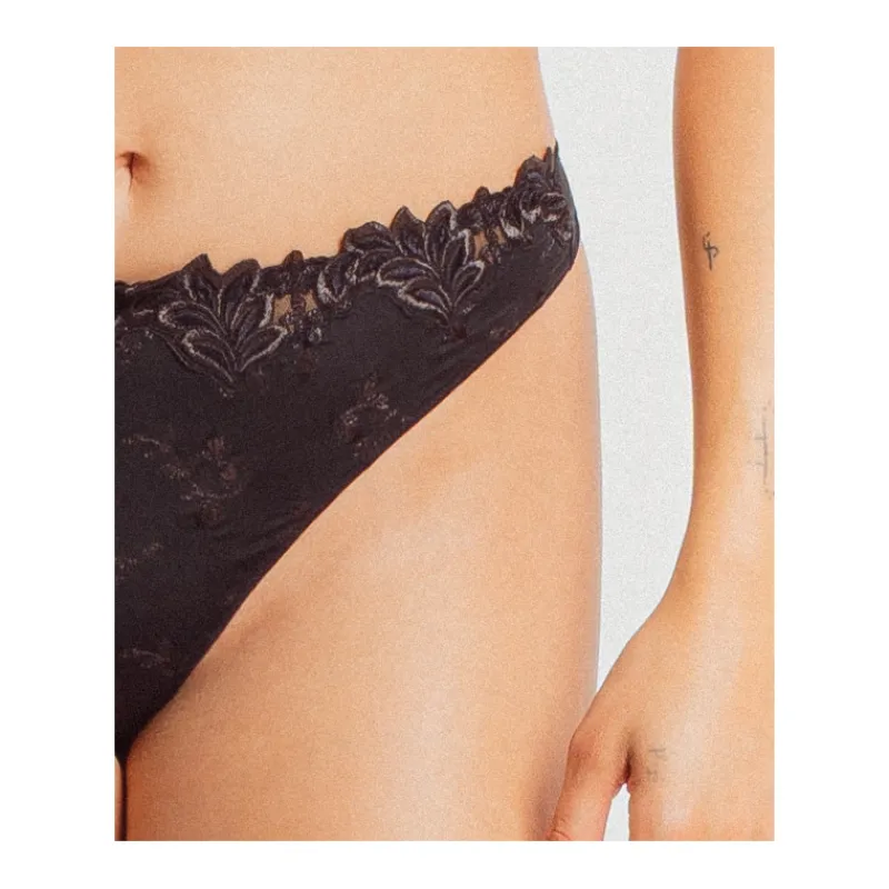 Louisa Bracq String*LYS ROYAL - String