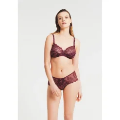 Louisa Bracq Shorty*VORTEX -  Shorty